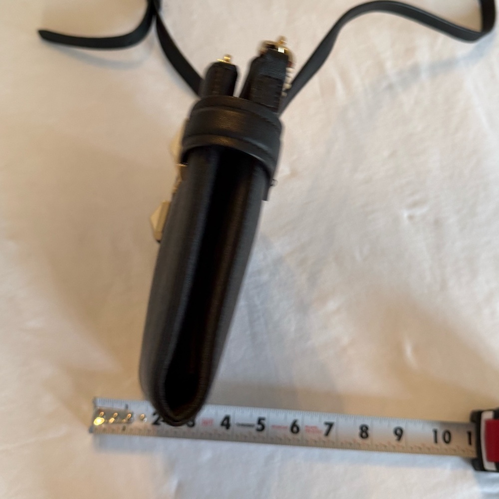 Michael Kors Crossbody - Picture 3 of 9